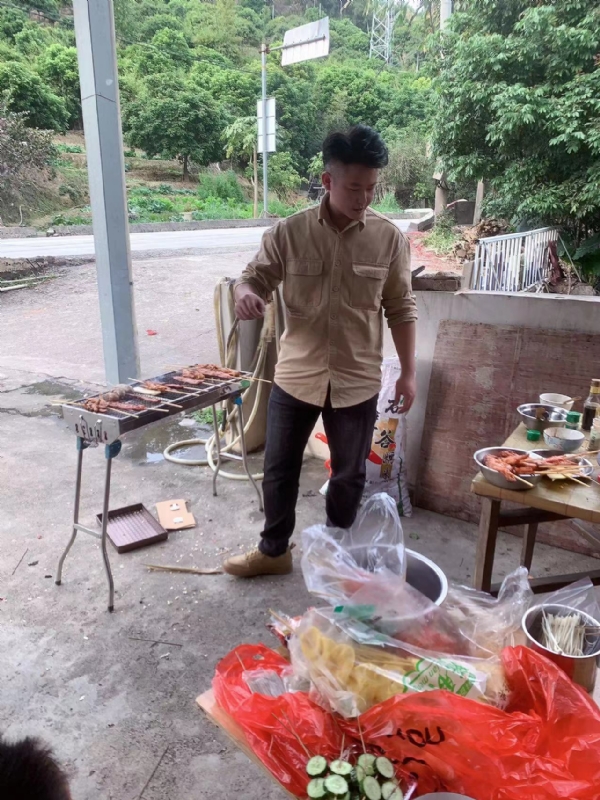 你黑我哟的第一张照片--闽清相亲网